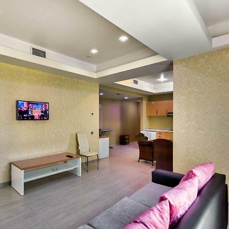 Diplomat Suites Baku Ngoại thất bức ảnh