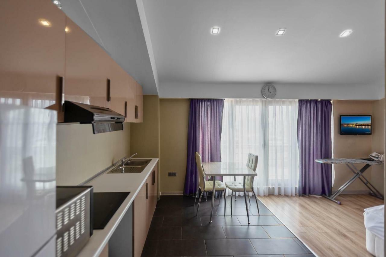 Diplomat Suites Baku Ngoại thất bức ảnh