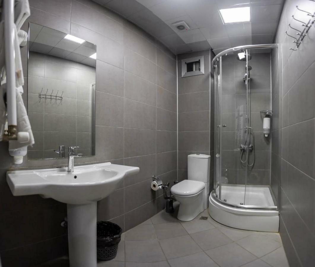 Diplomat Suites Baku Ngoại thất bức ảnh