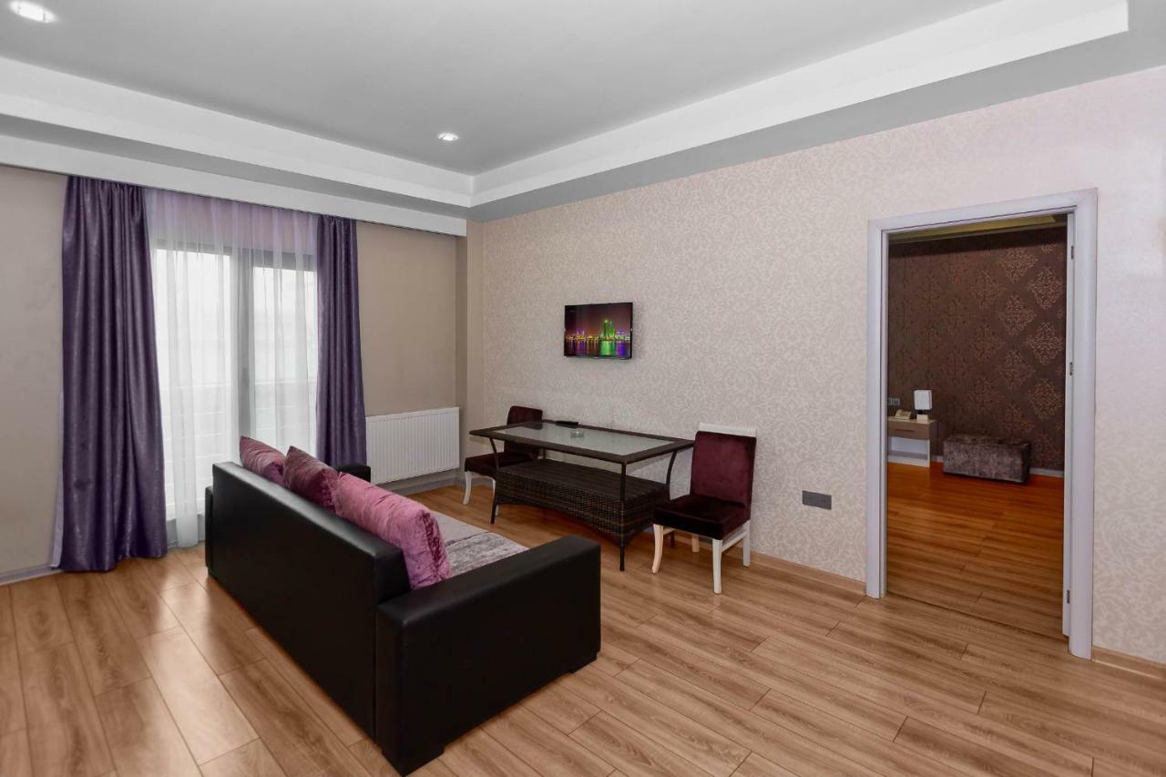Diplomat Suites Baku Ngoại thất bức ảnh