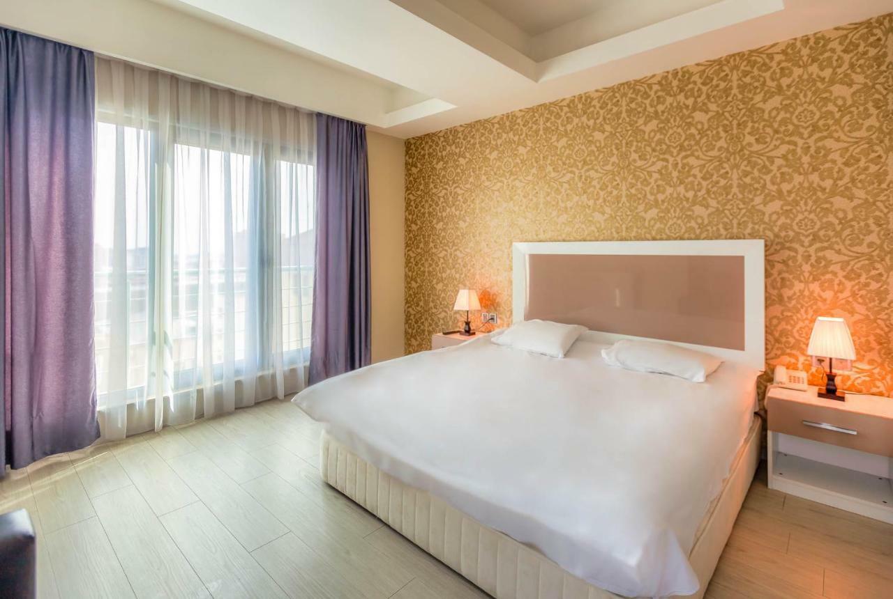 Diplomat Suites Baku Ngoại thất bức ảnh